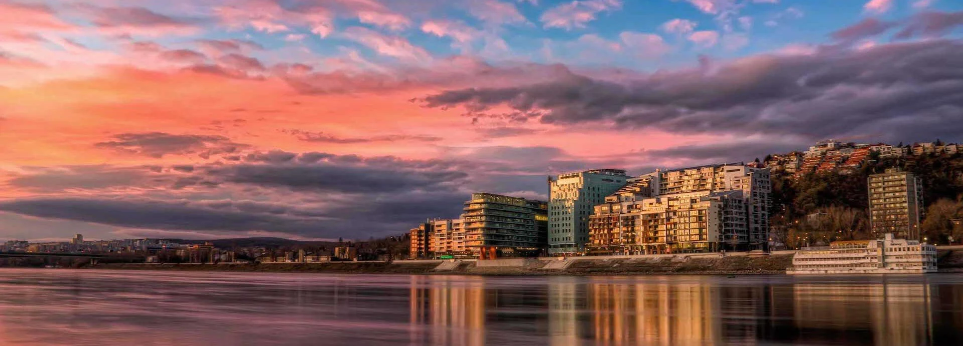 Grand Hotel River Park, a Luxury Collection Hotel — nábrežie Dunaja